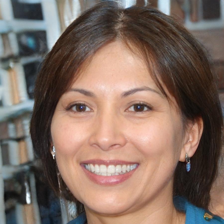 Bridget Lavelle reviewing cash flow projections with students